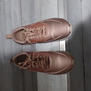 Nike Air Max Thea Rose Gold 9.5